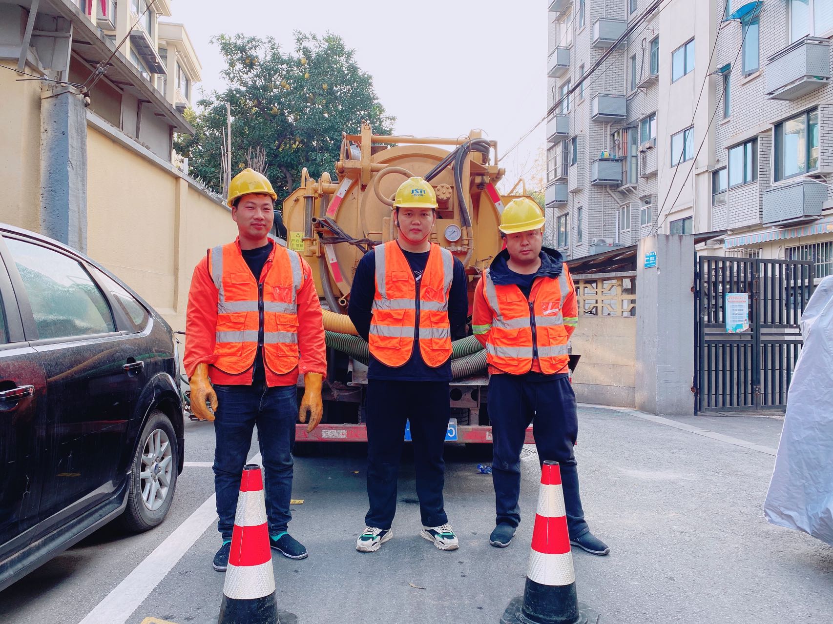 和凤镇南京某小区管道清淤检测施工